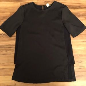 Women’s H&M short sleeve dark gray shirt